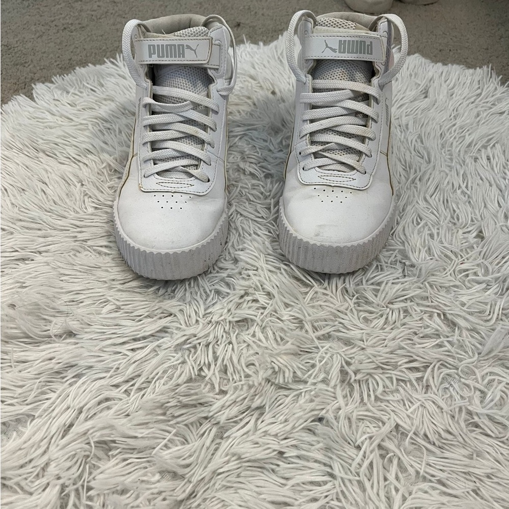 Puma sneakers